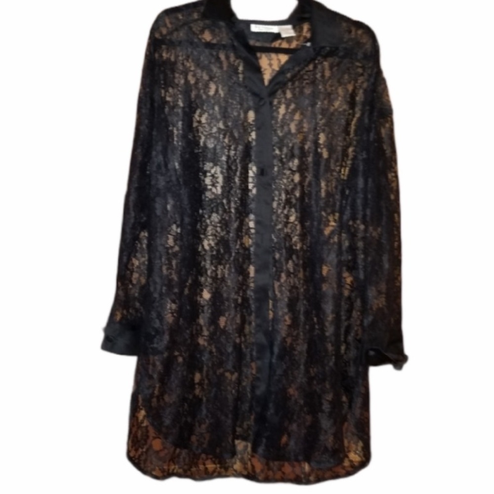 Victoria Secret size M-LG Vintage black & nude satin trimmed lace sleep shirt